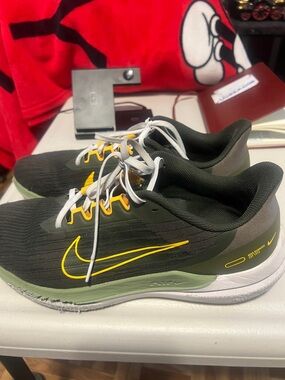 𝙉𝙞𝙠𝙚 𝙎𝙝𝙤𝙚𝙨